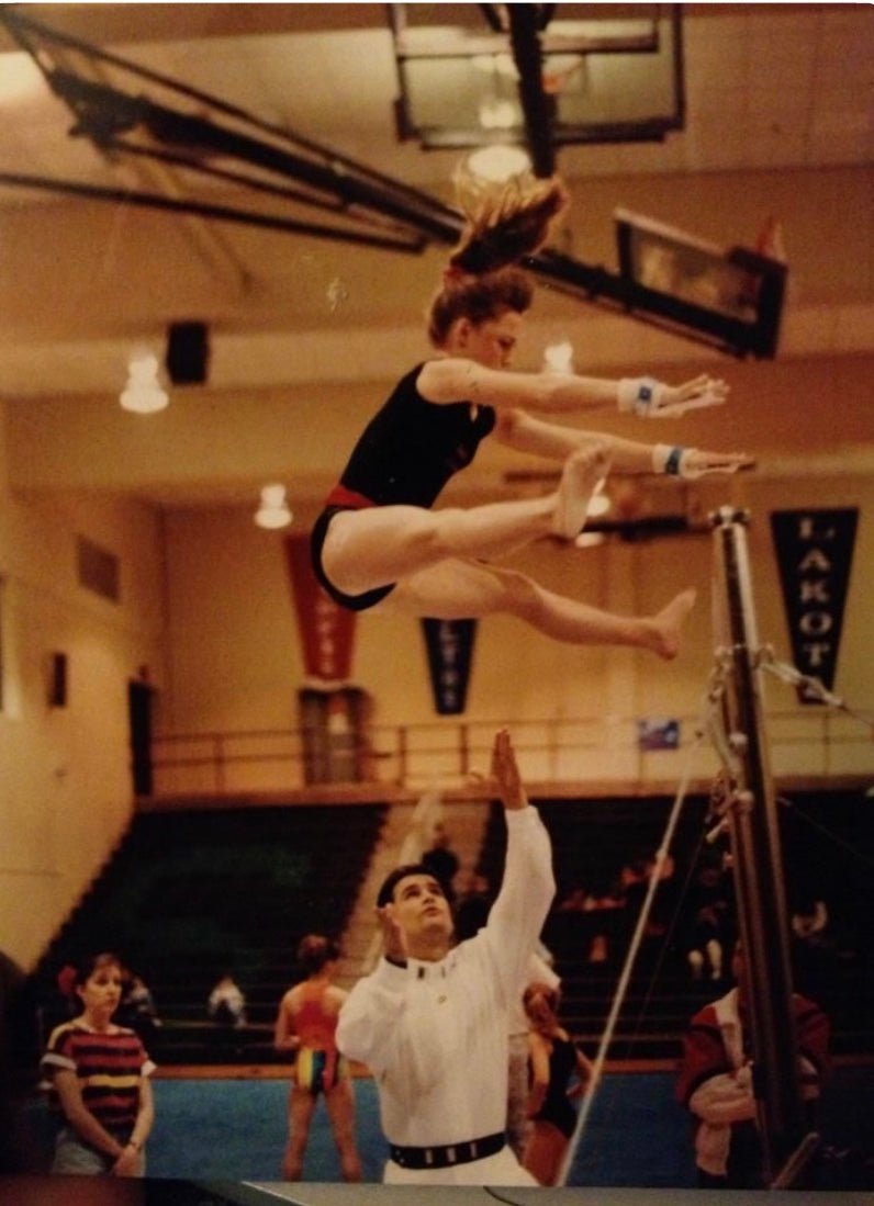 5 Tips to Calm Your Nerves During a Gymnastics Competition - Foxy’s