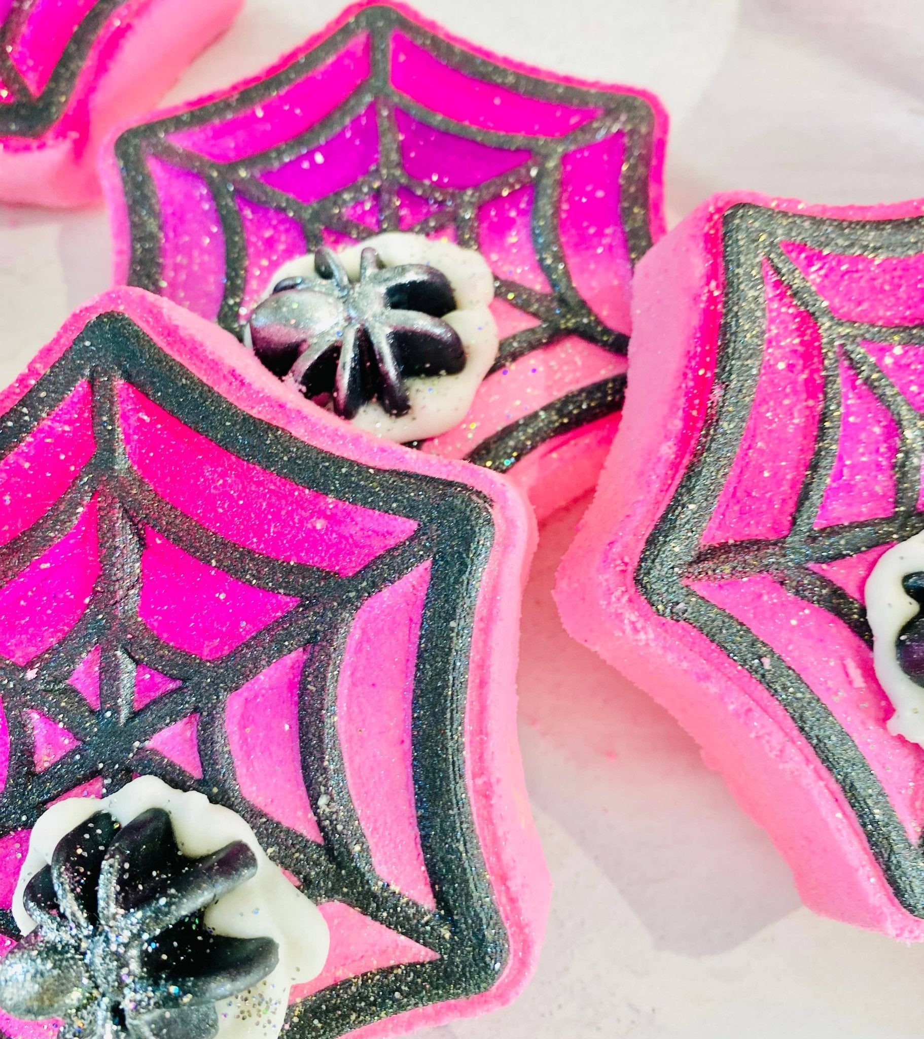 Spinderella, Spiderweb Halloween Bath Bomb - Foxy’s