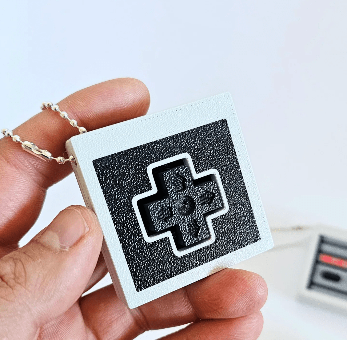 Retro Game Controller Clicker Button Keychain 3D Print - Foxy’s