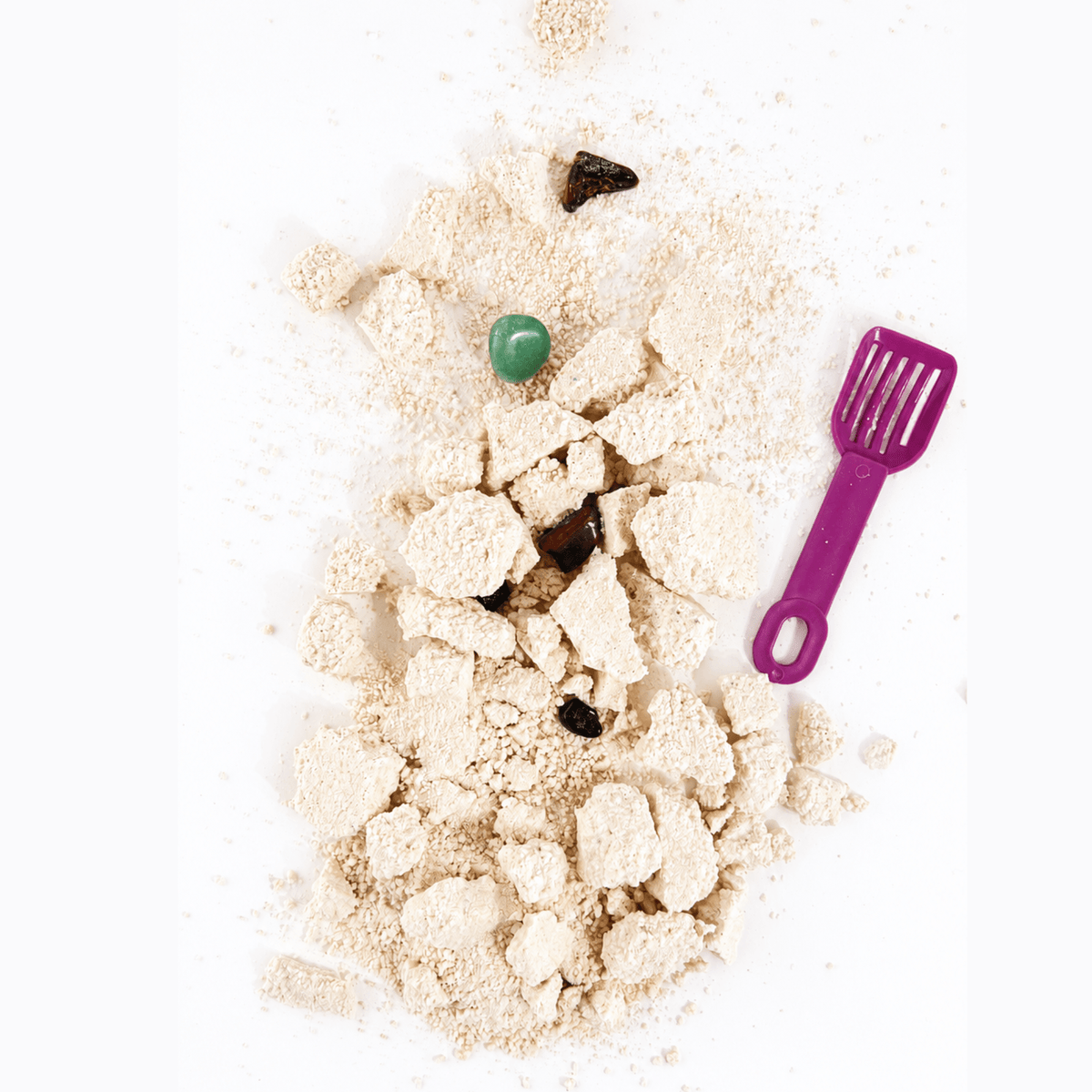Dig + Soak Surprise Gemstone Treasure Fizz Bucket - Foxy’s