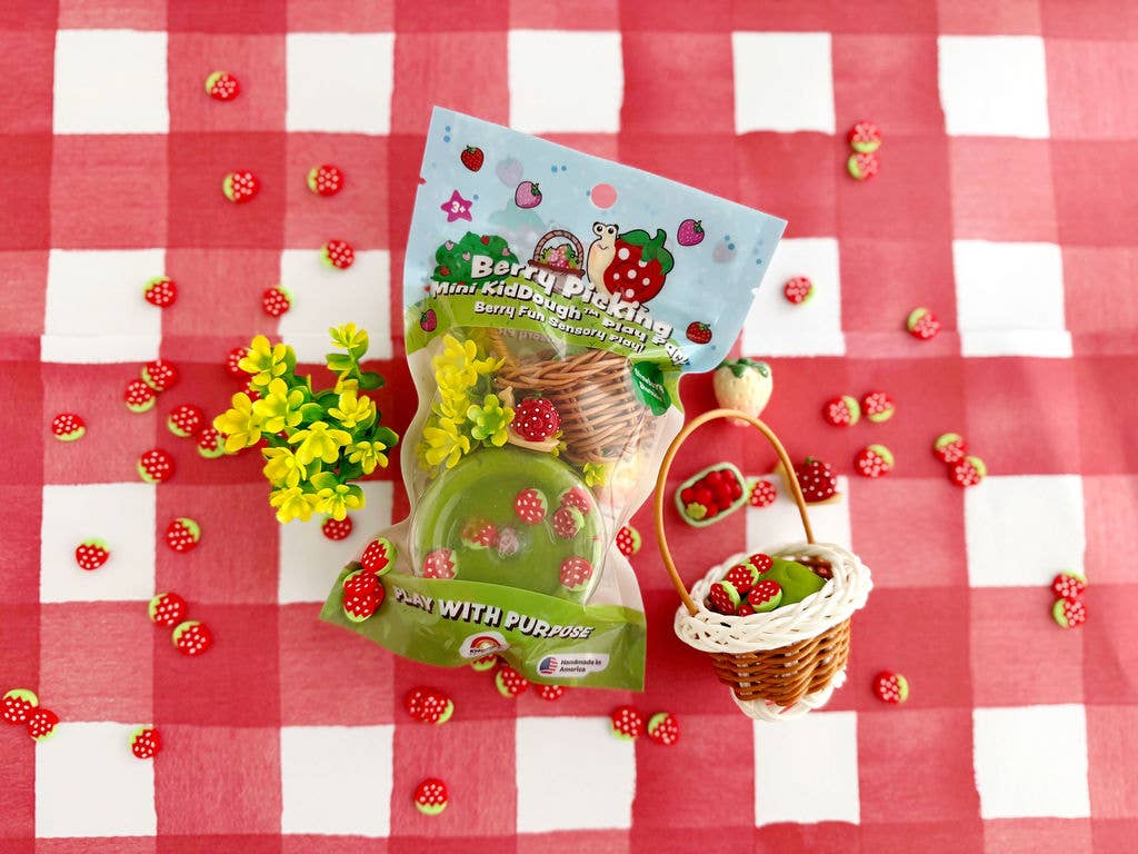 Berry Picking Mini Play Pack - Foxy’s