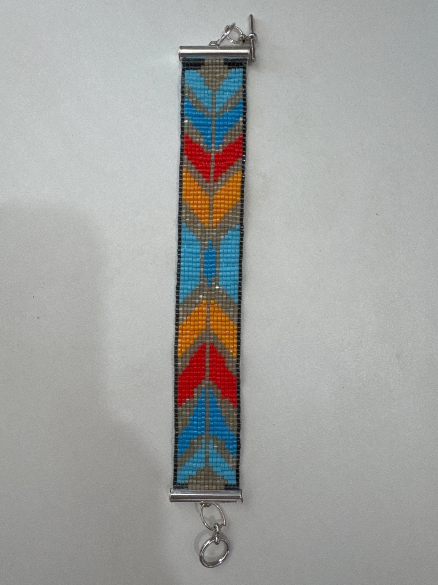 Peyote Hand - Stitched Arrows Bracelet - Foxy’s