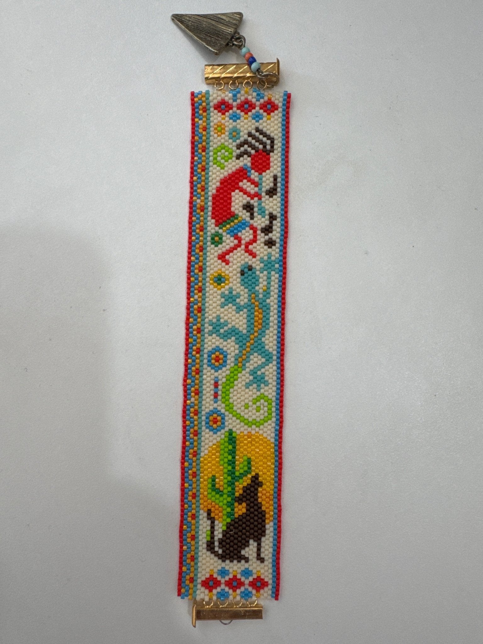 Native Designs Peyote Stitching Handmade Bracelet - Foxy’s
