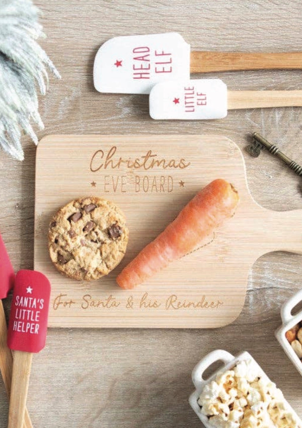 Wooden Christmas Eve Serving Board - Foxy’s