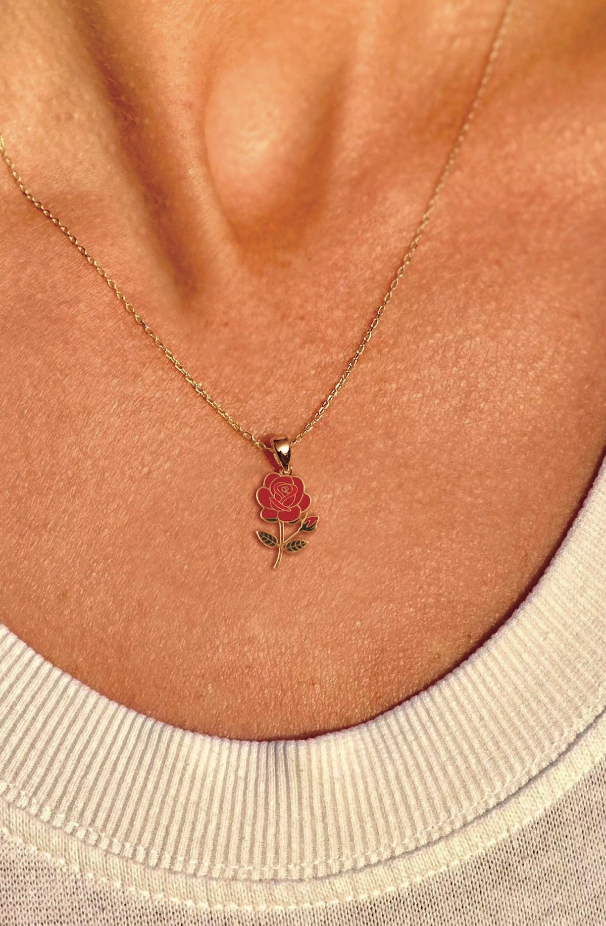 red rose flower necklace