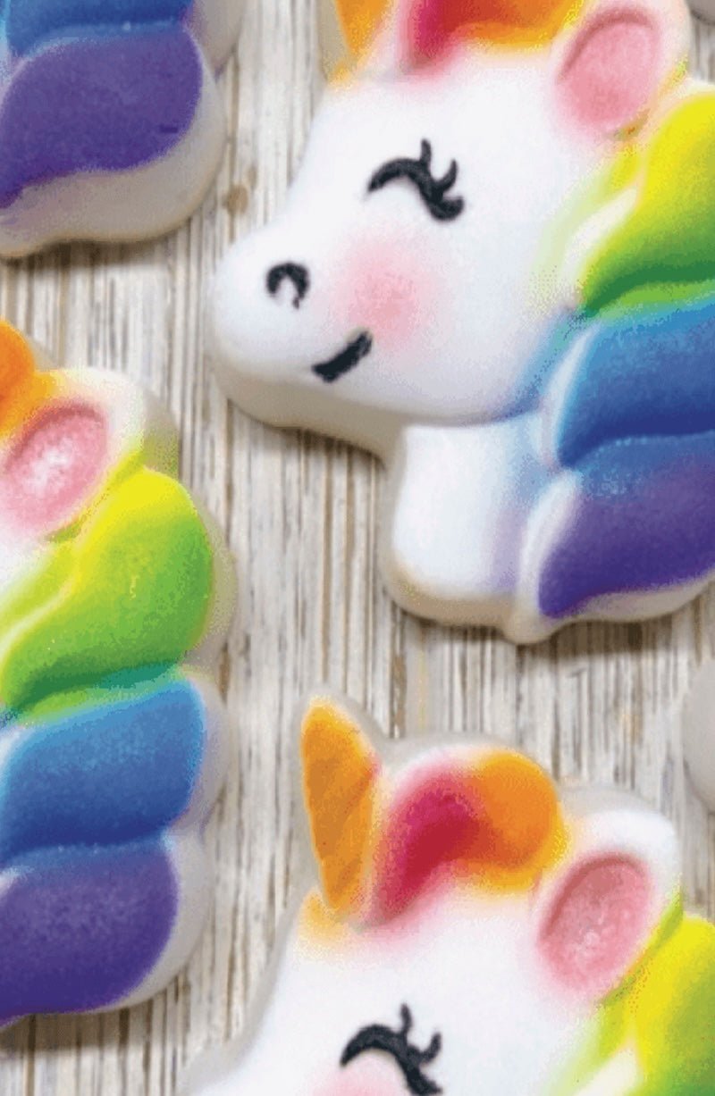 Handmade Unicorn Bath Bomb - Tropic Beach Scent - Fizz Soakery - Foxy’s