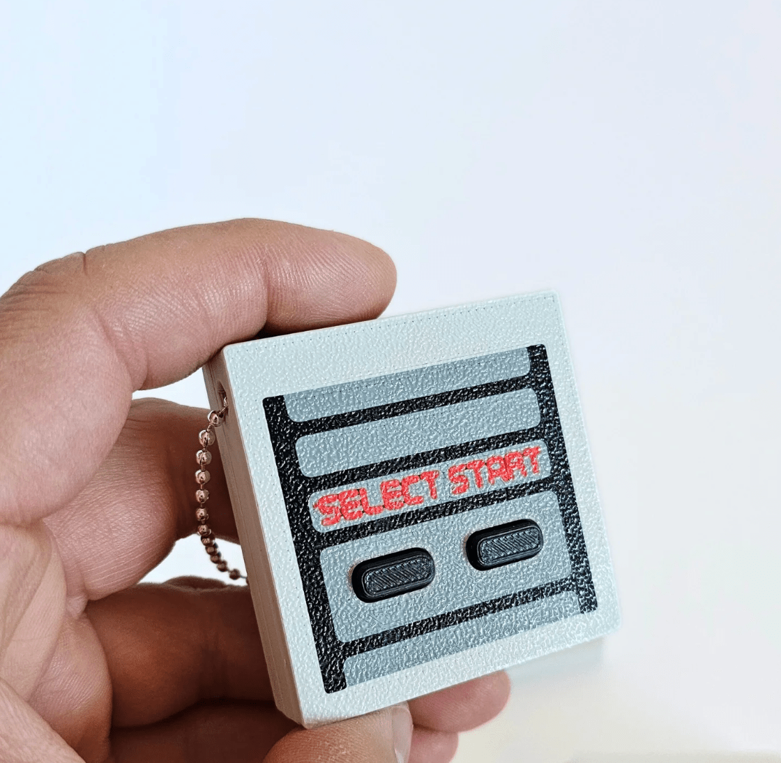 Retro Game Controller Clicker Button Keychain 3D Print - Foxy’s