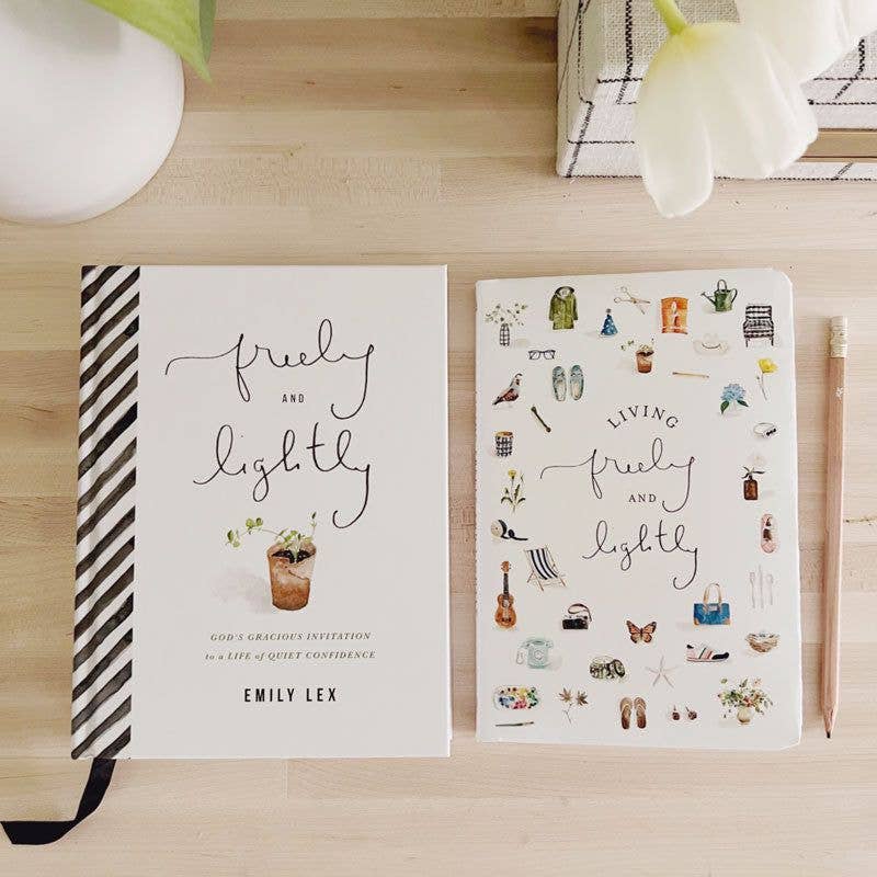 Living freely and lightly journal - Foxy’s