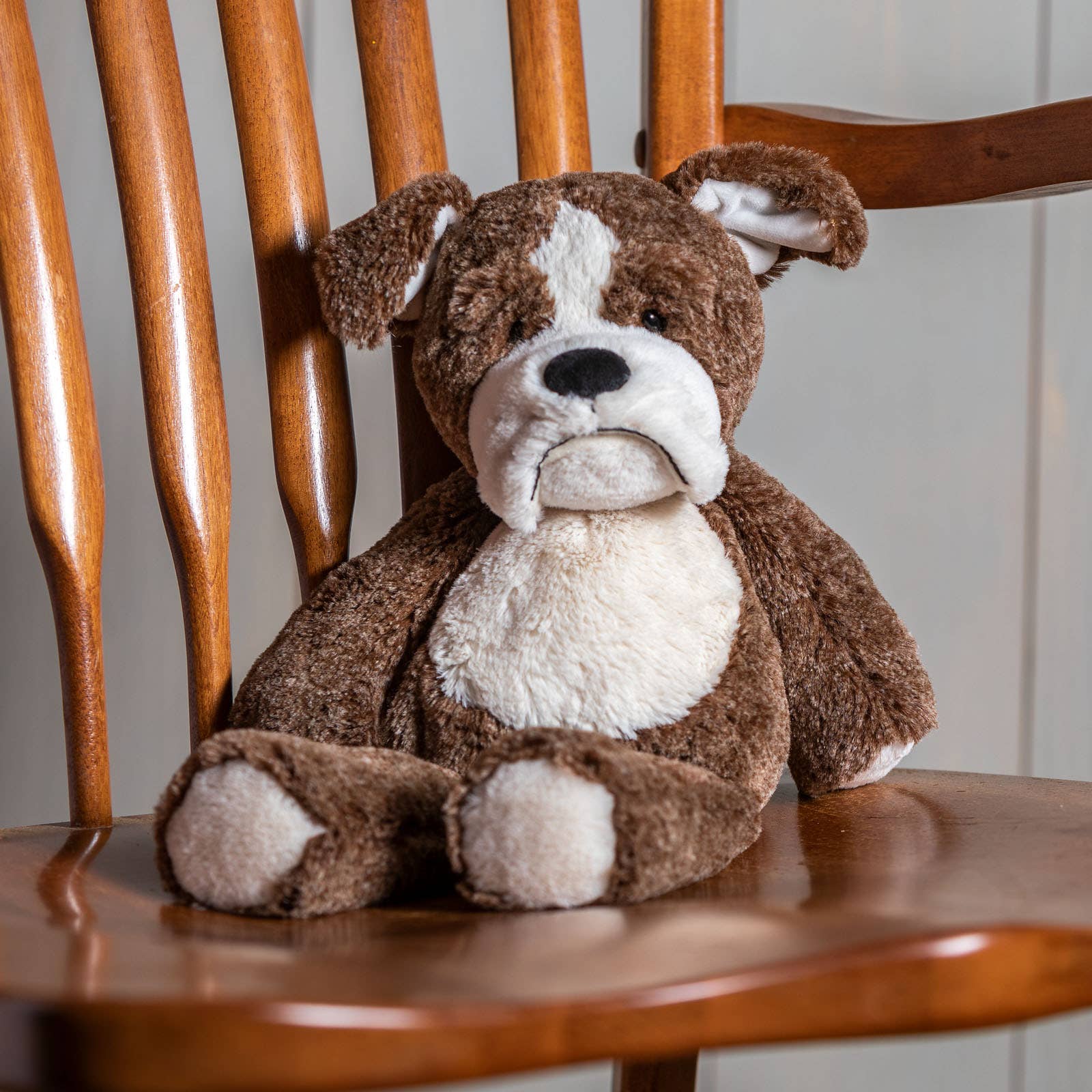 Marshmallow Bradley Plush Bulldog - Foxy’s