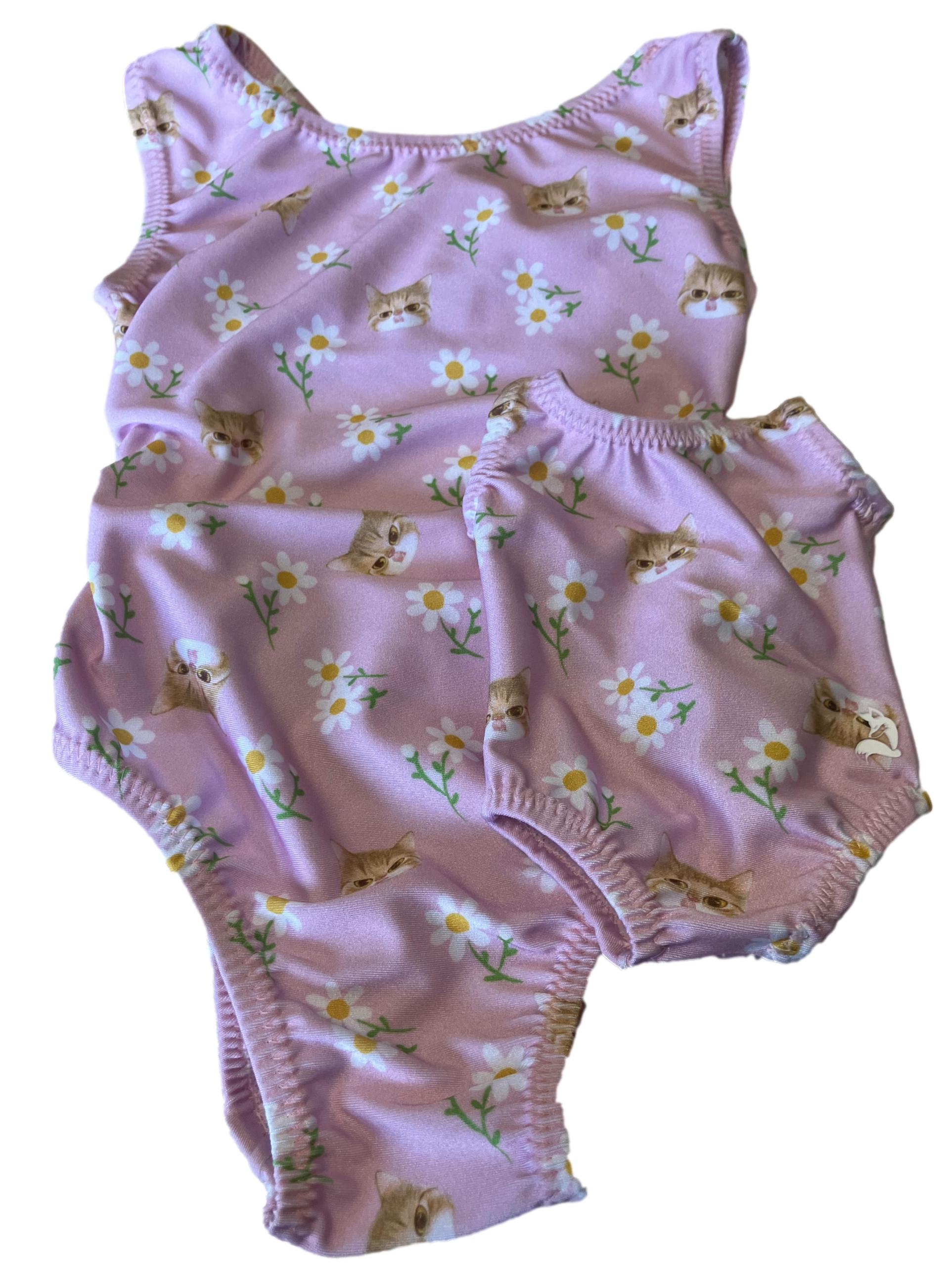 Foxy's Daisy Cat Tumble Tot Set 