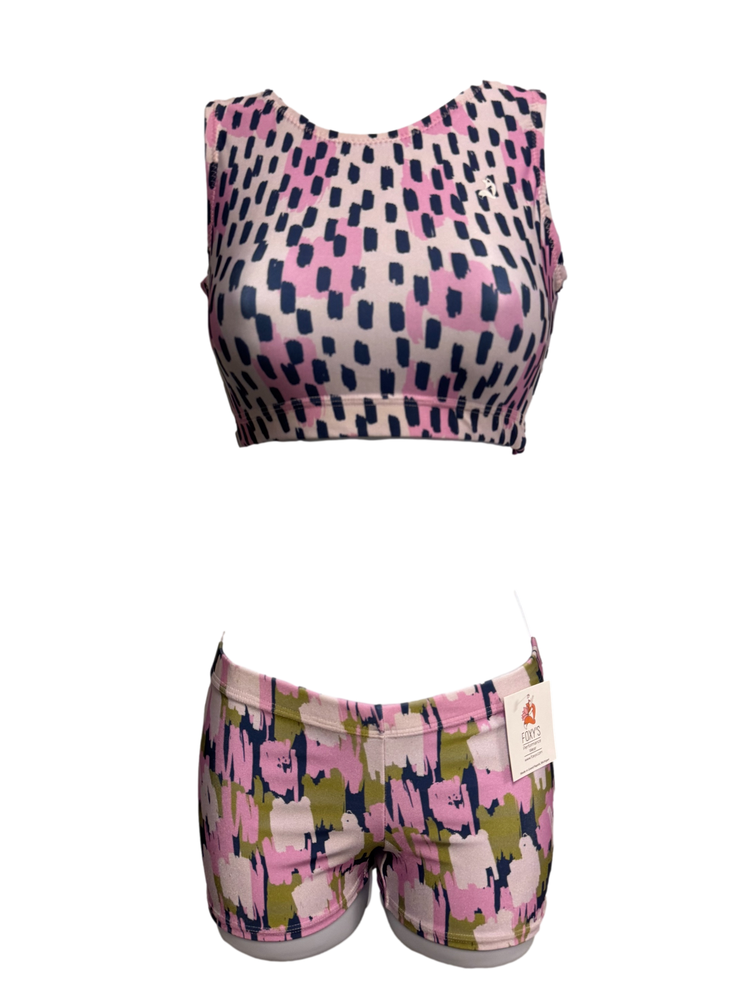 2-piece athletic wear shorts and top set