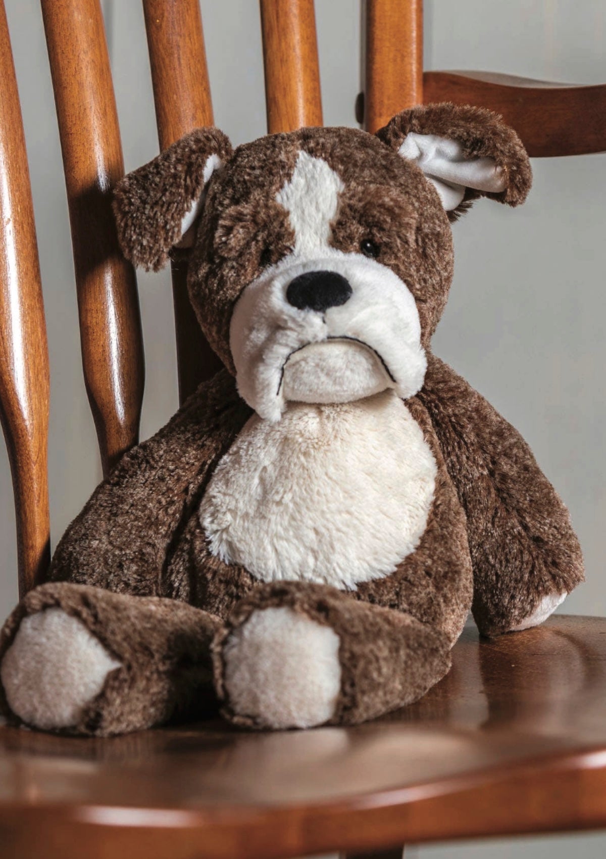 Marshmallow Bradley Plush Bulldog - Foxy’s