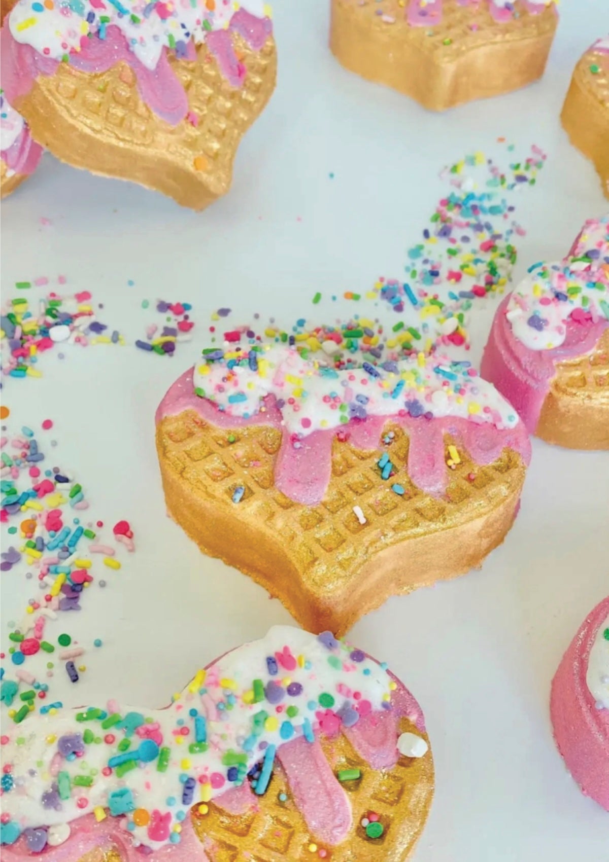 Ice Cream Cone Heart Bath Bomb, Bubble Gum Scented Bath Bomb - Foxy’s