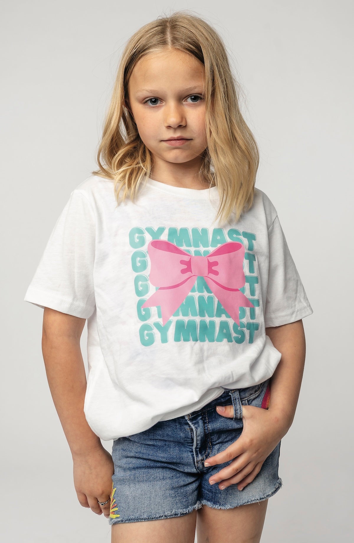 Kids gymnast with bow T-shirt - Foxy’s
