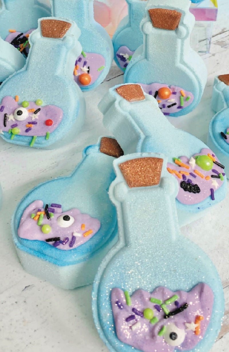 Strange Magic Potion Bottle Halloween Bath Bomb - Foxy’s