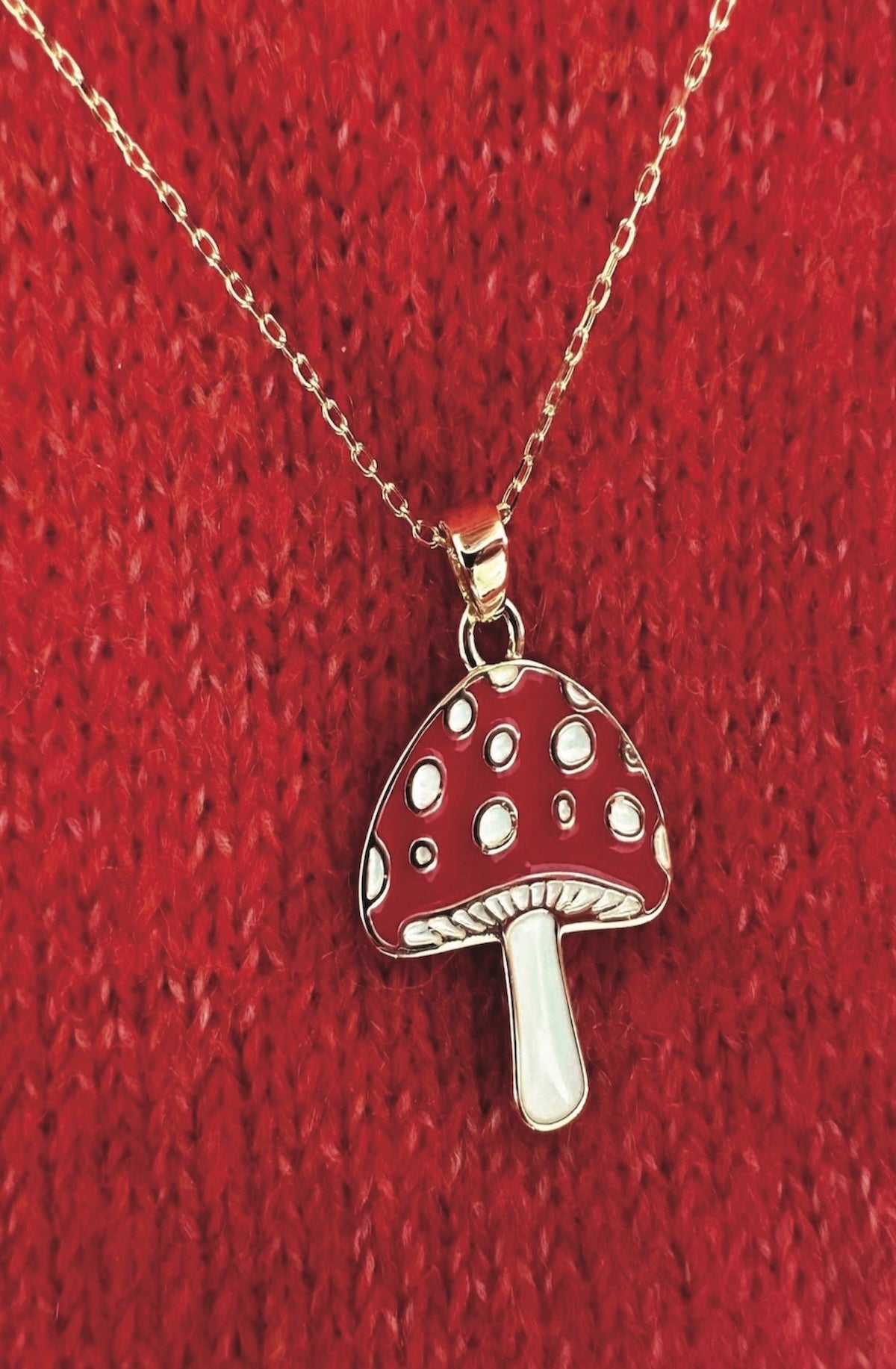 Mushroom Pendant Necklace – Cute Gift for Mushroom Lovers - Foxy’s