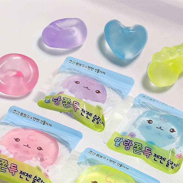 Squeeze it! Shape it! Malrang Zenzen Squishy Limited Collab - Foxy’s